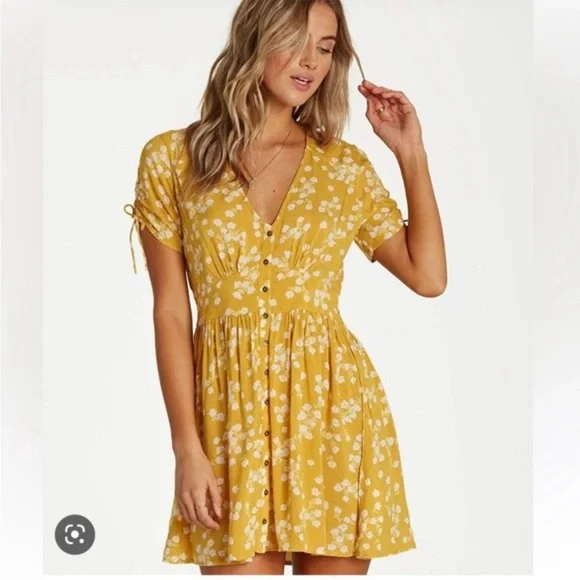 Billabong Yellow and White Floral Mini dress - Picture 4 of 11
